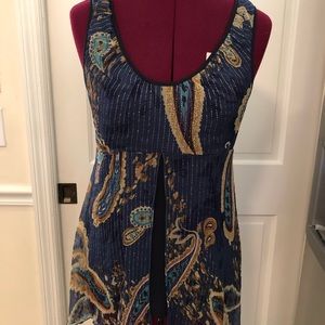 Blue blouse with gold threads